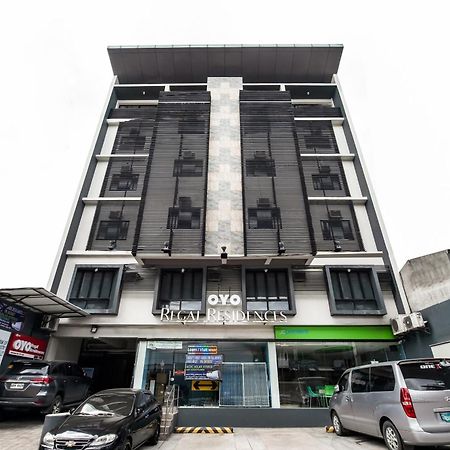Oyo 136 Regal Residences Quezon City Kültér fotó